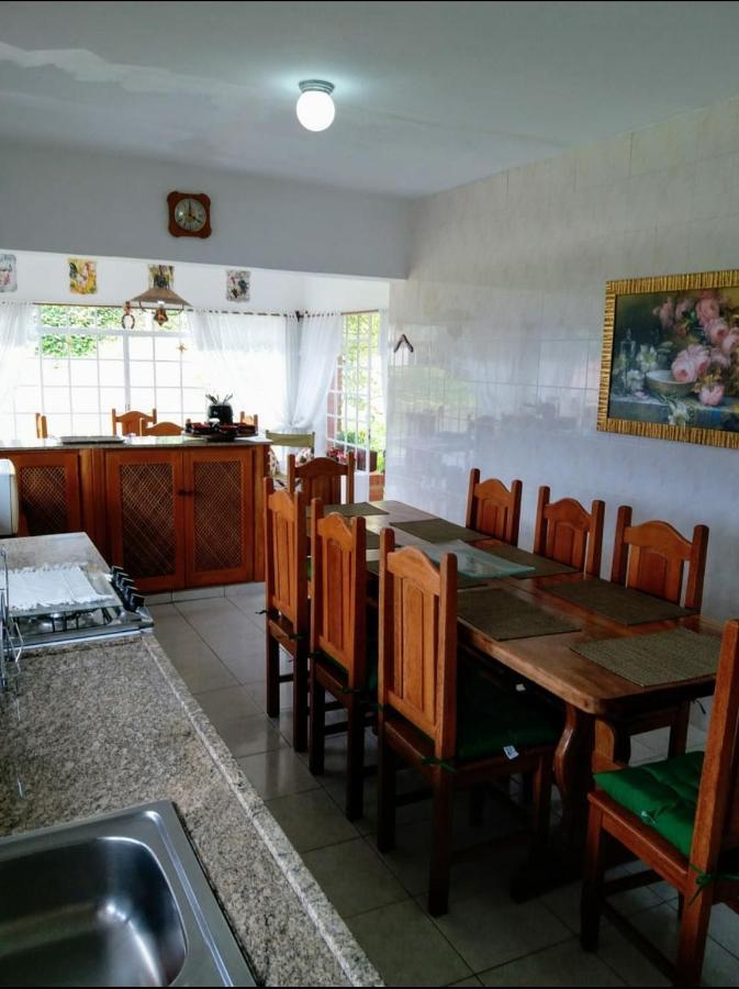 Casa Das Glicinias Perto Do Centro Villa Monte Verde  Esterno foto