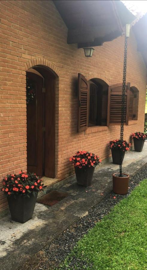 Casa Das Glicinias Perto Do Centro Villa Monte Verde  Esterno foto