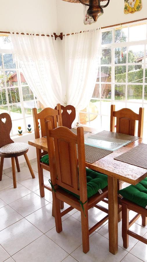 Casa Das Glicinias Perto Do Centro Villa Monte Verde  Esterno foto