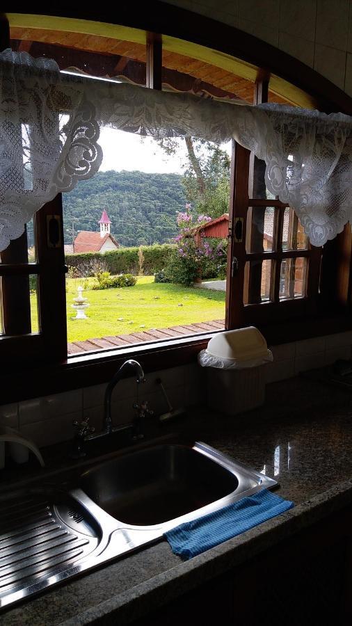 Casa Das Glicinias Perto Do Centro Villa Monte Verde  Esterno foto