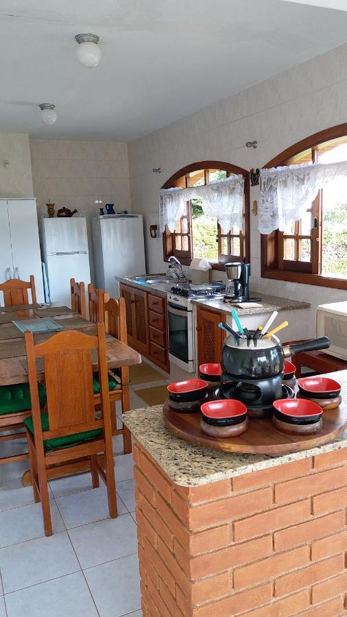 Casa Das Glicinias Perto Do Centro Villa Monte Verde  Esterno foto